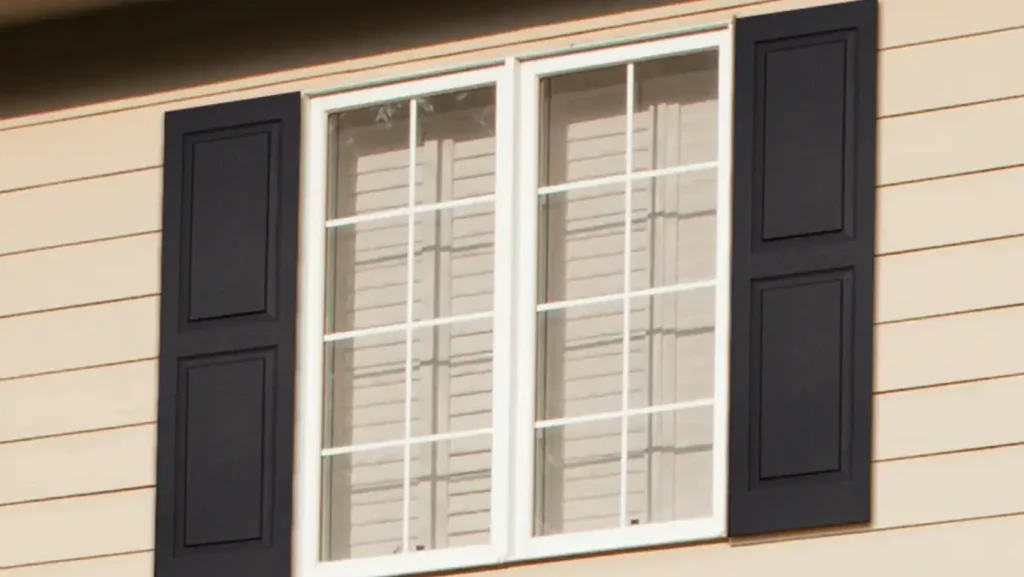 Clean-Outdoor-Shutters